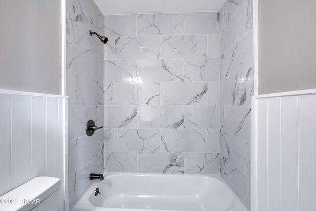 3041 N Oleander Avenue, Daytona Beach, FL 32118