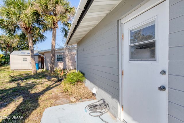 3041 N Oleander Avenue, Daytona Beach, FL 32118