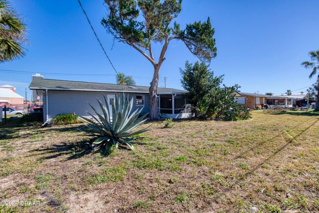 3041 N Oleander Avenue, Daytona Beach, FL 32118