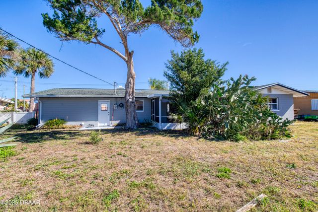 3041 N Oleander Avenue, Daytona Beach, FL 32118