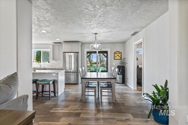 1201 N Bar Line Ct., Nampa, ID 83687