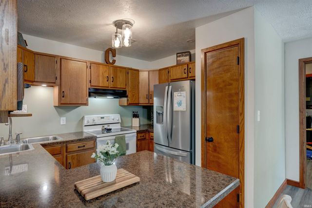 14446 N CR 475 E, Lamar, IN 47550