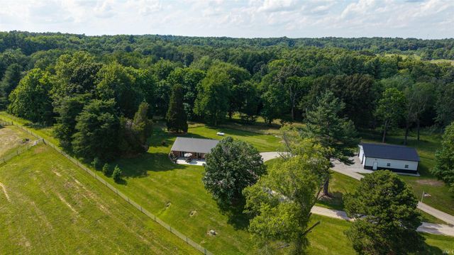14446 N CR 475 E, Lamar, IN 47550