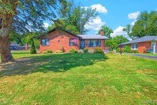 2023 Westbrook Lane, Overland, MO 63114
