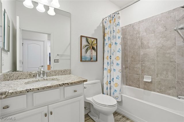 9551 Albero CT, Fort Myers, FL 33908