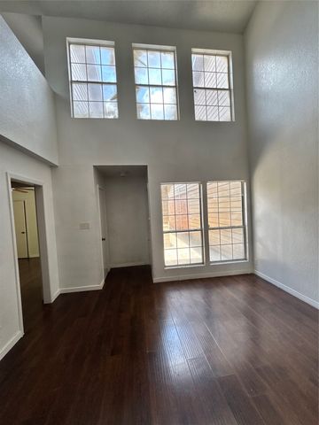 804 Saint Andrews Court, Garland, TX 75043