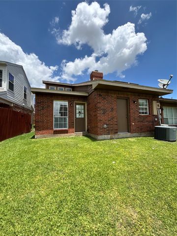 804 Saint Andrews Court, Garland, TX 75043