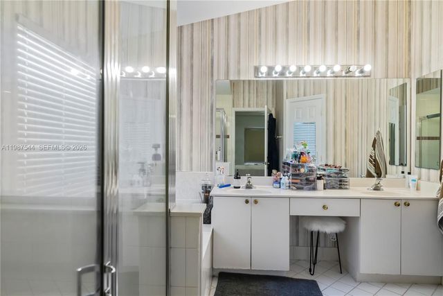 1886 NW 145th Ter, Pembroke Pines, FL 33028