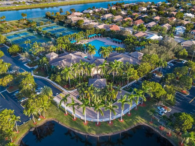 1886 NW 145th Ter, Pembroke Pines, FL 33028