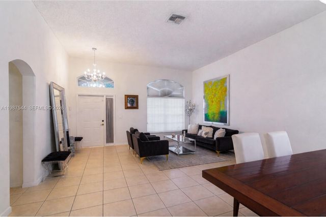 1886 NW 145th Ter, Pembroke Pines, FL 33028