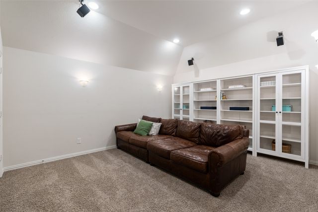 313 Grove Park Place, Mckinney, TX 75071