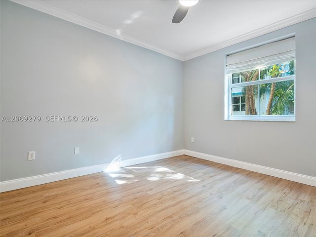 9172 Collins Ave 216, Surfside, FL 33154