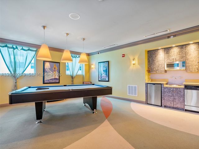9172 Collins Ave 216, Surfside, FL 33154