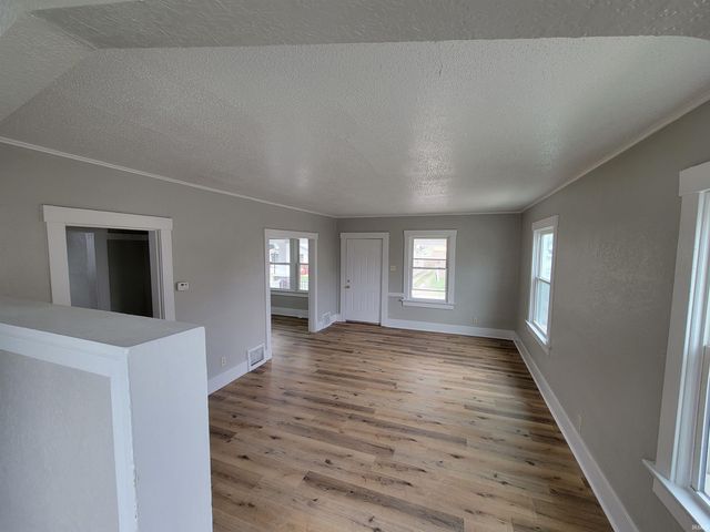 201 E Wildwood Avenue, Fort Wayne, IN 46806