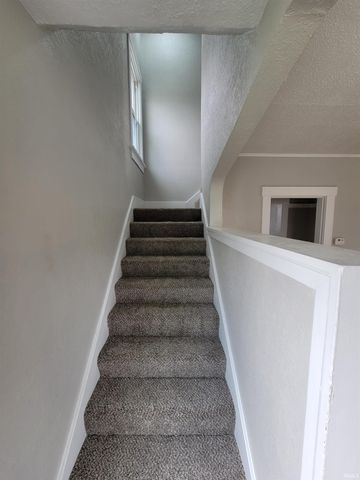 201 E Wildwood Avenue, Fort Wayne, IN 46806