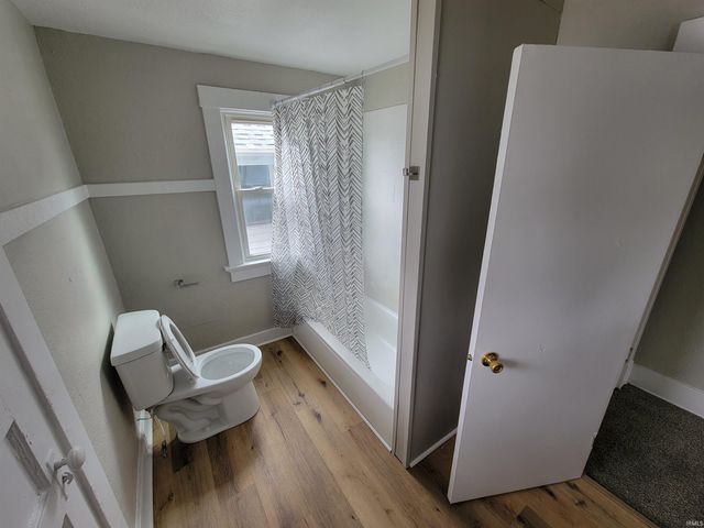 201 E Wildwood Avenue, Fort Wayne, IN 46806