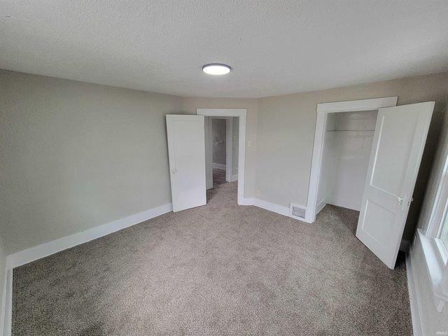 201 E Wildwood Avenue, Fort Wayne, IN 46806