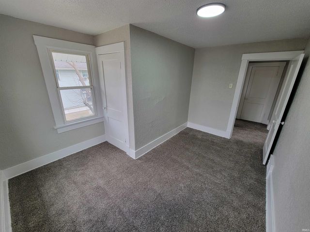 201 E Wildwood Avenue, Fort Wayne, IN 46806