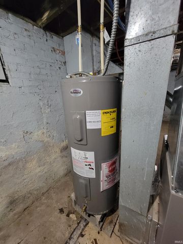 201 E Wildwood Avenue, Fort Wayne, IN 46806