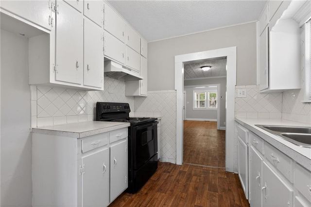 112 N Ash Avenue, Independence, MO 64053