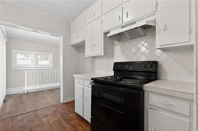 112 N Ash Avenue, Independence, MO 64053