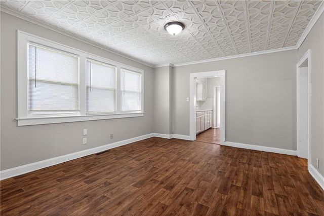 112 N Ash Avenue, Independence, MO 64053