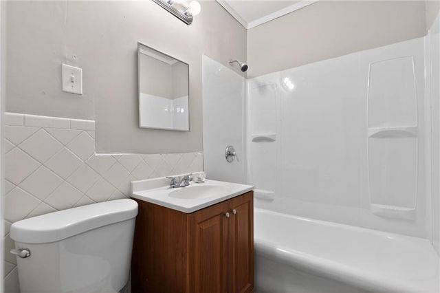 112 N Ash Avenue, Independence, MO 64053