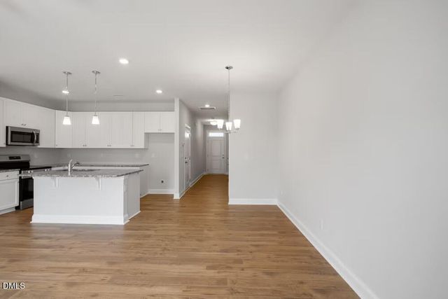 517 Eversden Drive, Zebulon, NC 27597