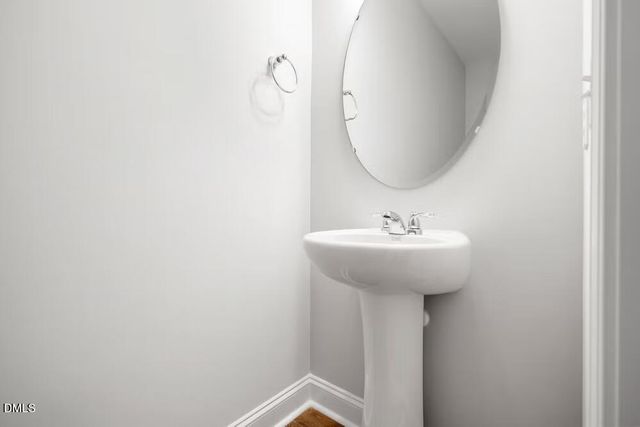 517 Eversden Drive, Zebulon, NC 27597