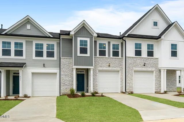 517 Eversden Drive, Zebulon, NC 27597