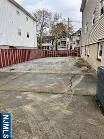 273 Danforth Avenue, Jersey City, NJ 07305