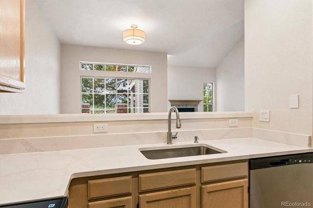 2910 W Long Circle D, Littleton, CO 80120