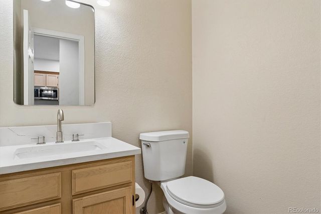 2910 W Long Circle D, Littleton, CO 80120