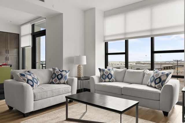 5 Gadsdenboro Street 505, Charleston, SC 29401