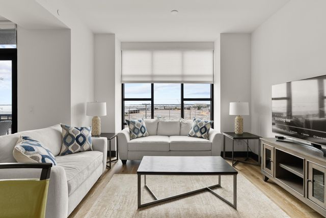 5 Gadsdenboro Street 505, Charleston, SC 29401