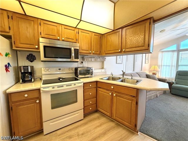 4701 Mayflower WAY W, Estero, FL 33928