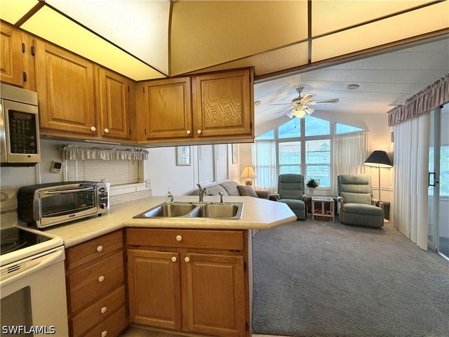 4701 Mayflower WAY W, Estero, FL 33928
