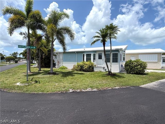 4701 Mayflower WAY W, Estero, FL 33928