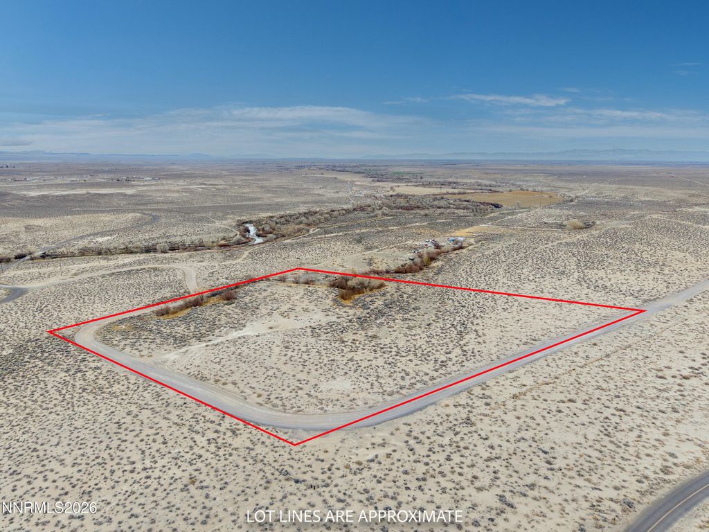 Image 11 of property listing at 17001 Lahontan Dam Road, Fallon, NV 89406