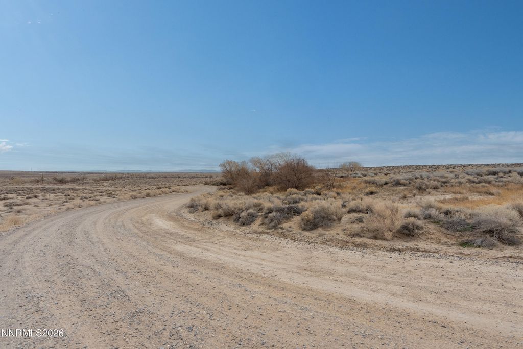 Image 23 of property listing at 17001 Lahontan Dam Road, Fallon, NV 89406