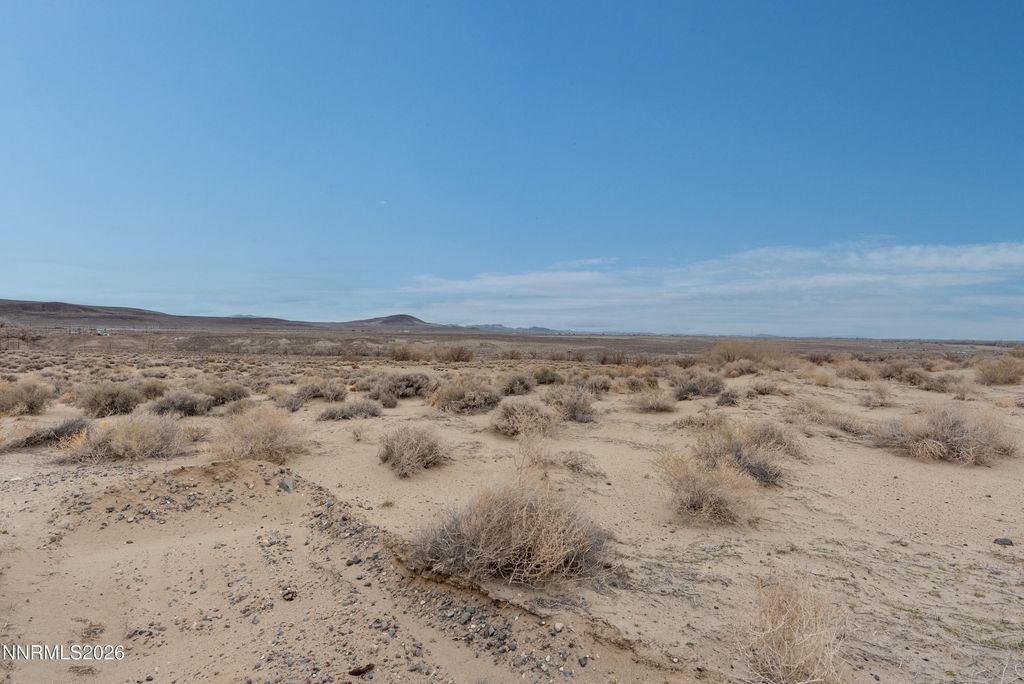 Image 36 of property listing at 17001 Lahontan Dam Road, Fallon, NV 89406