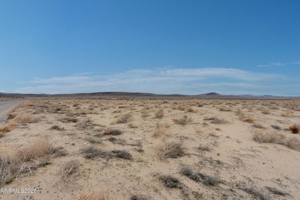 Image 37 of property listing at 17001 Lahontan Dam Road, Fallon, NV 89406