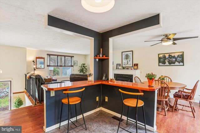 24052 SUGAR CANE LN, Gaithersburg, MD 20882