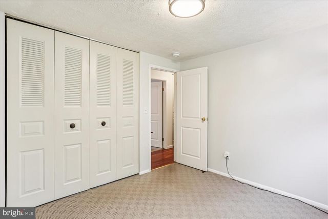 24052 SUGAR CANE LN, Gaithersburg, MD 20882