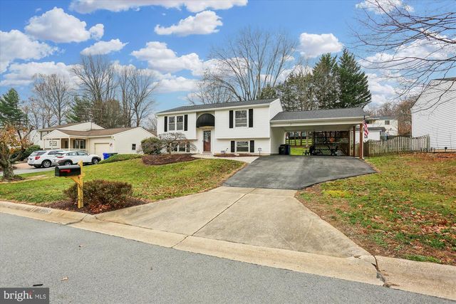 24052 SUGAR CANE LN, Gaithersburg, MD 20882