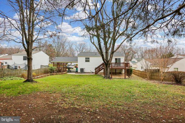 24052 SUGAR CANE LN, Gaithersburg, MD 20882