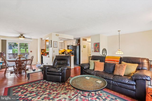 24052 SUGAR CANE LN, Gaithersburg, MD 20882