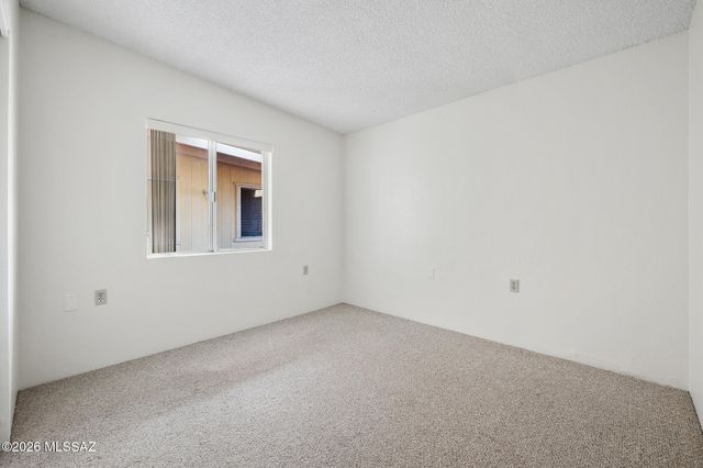 413 W San Ignacio, Green Valley, AZ 85614