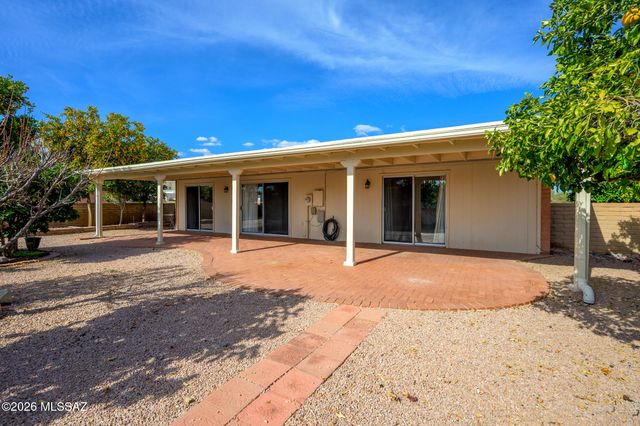 413 W San Ignacio, Green Valley, AZ 85614
