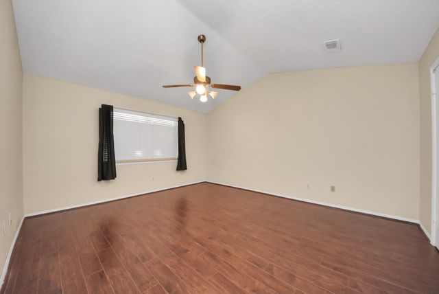 1022 Memorial Village Dr Drive, Houston, TX 77024